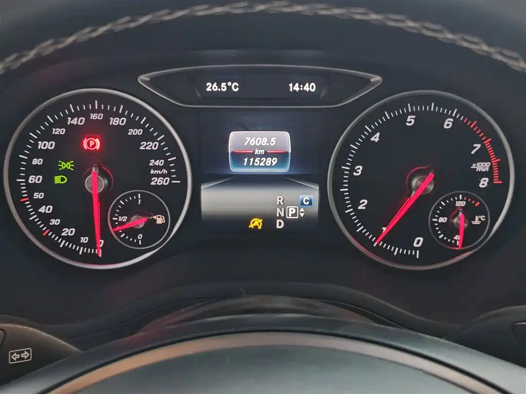Mercedes-Benz B-Class 2015 B 200 Luxury фото 12