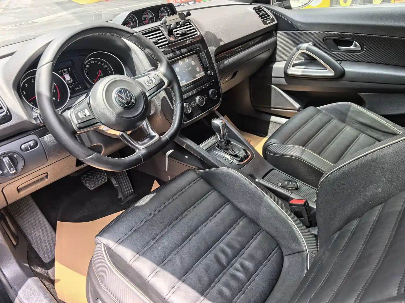Volkswagen Scirocco 2017 2015 2.0TSI Luxury Edition