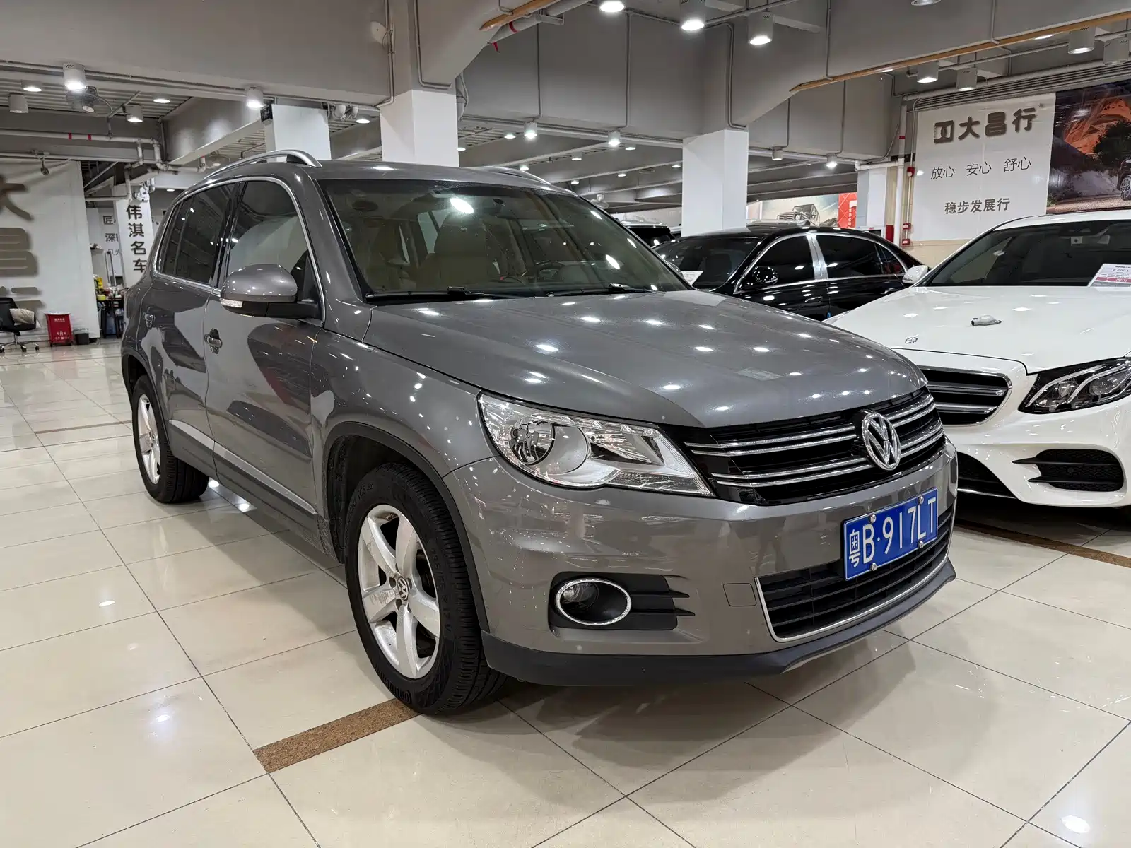 Фото 3 - Volkswagen Tiguan