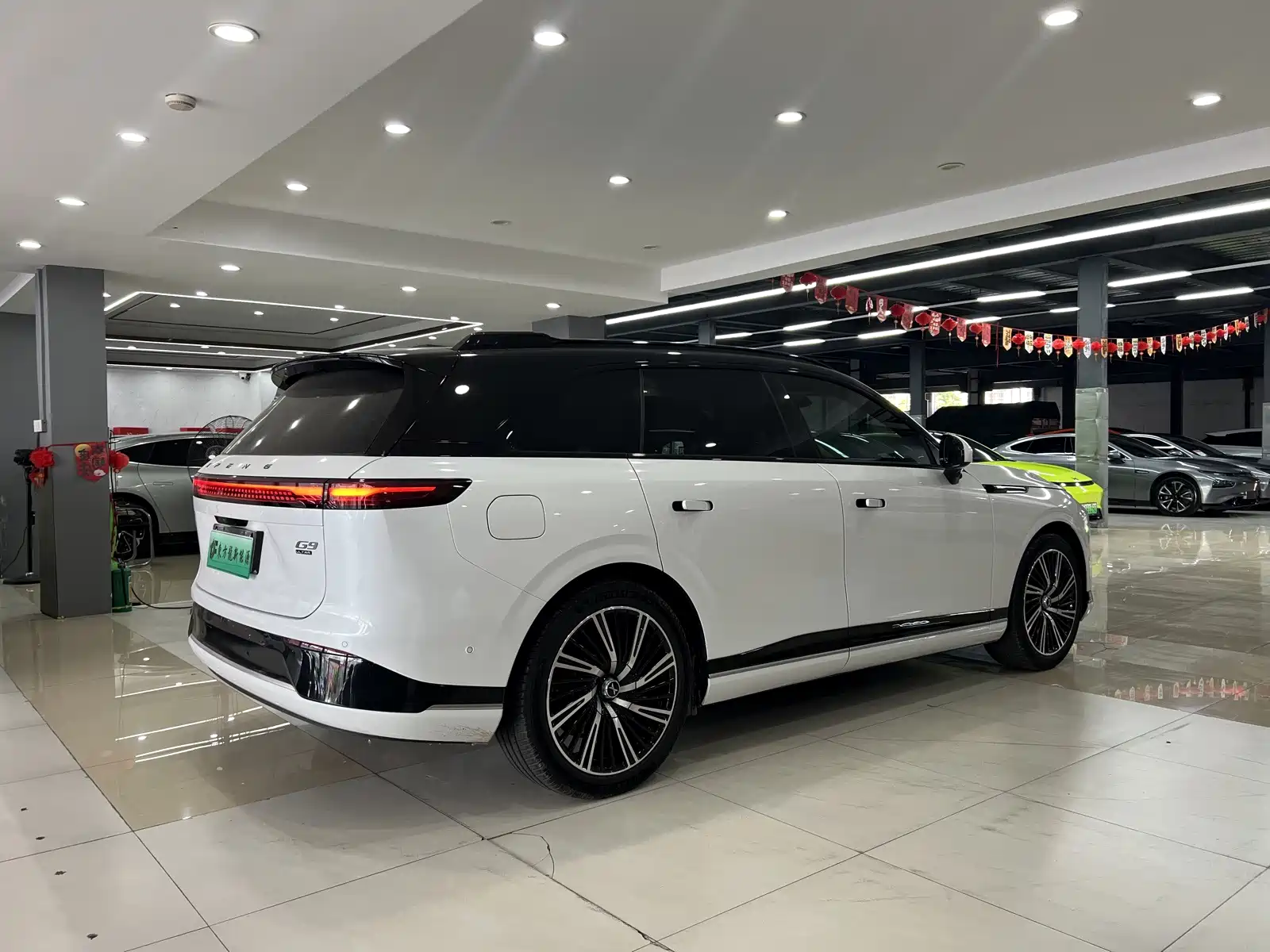 Фото 8 - XPeng G9