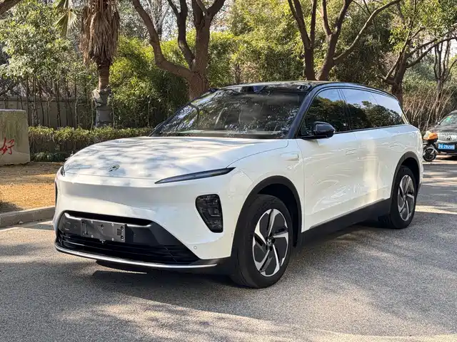 NIO ES8 2024 75kWh