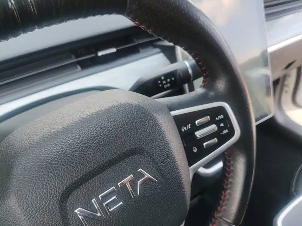 Nezha Auto Nezha V 2023 2022 Trend 300 Lite LFP