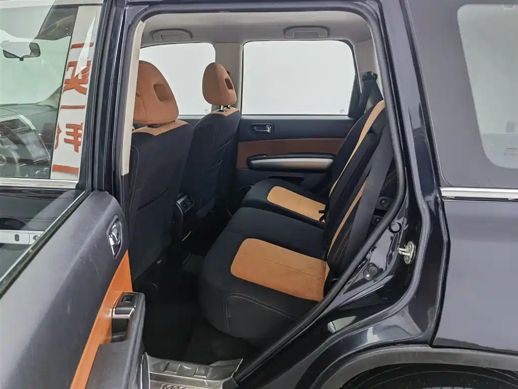 Dongfeng Fengdu MX6 2016 2.0L Manual 2WD Pilot Edition фото 15