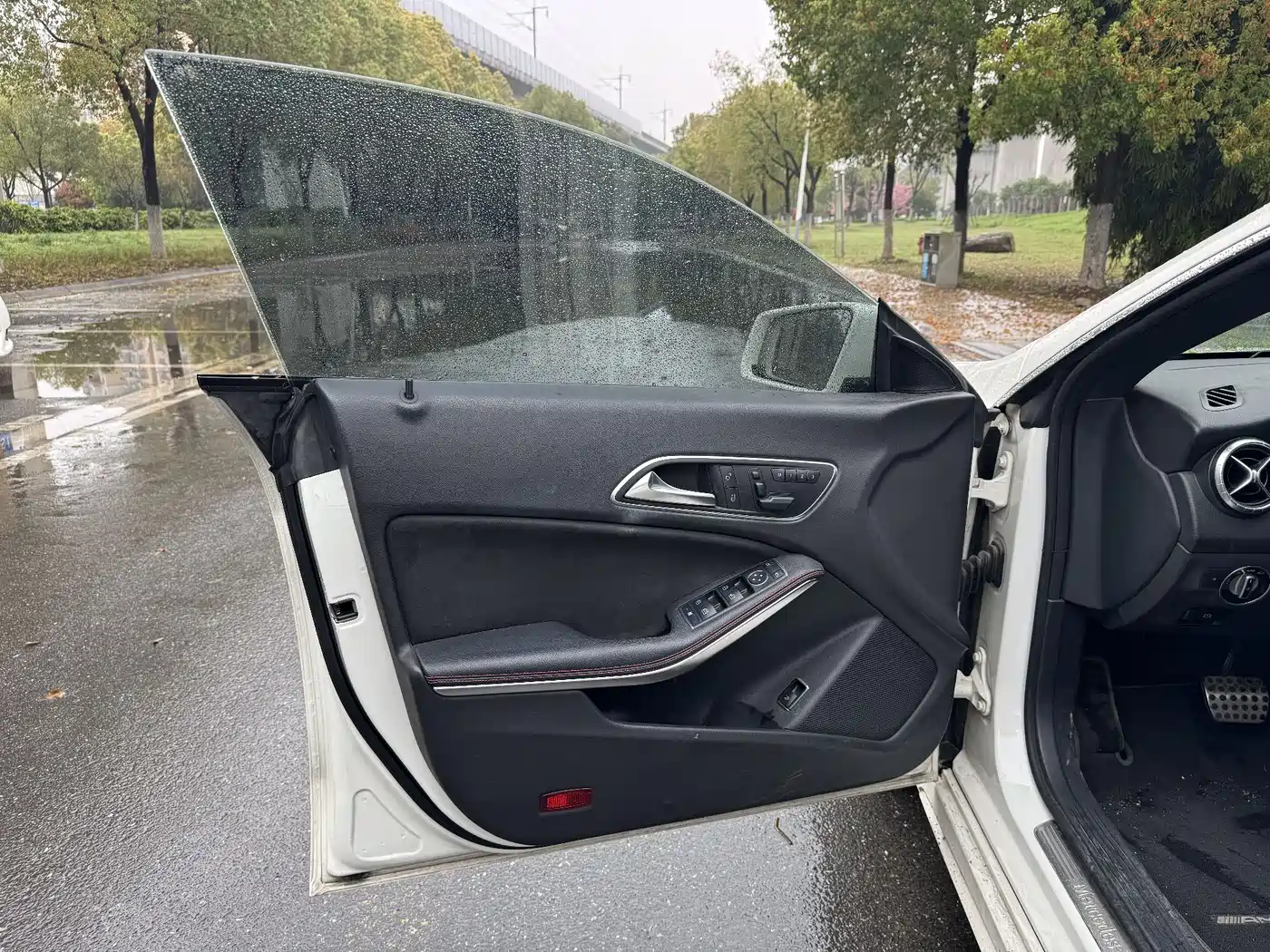 Mercedes-Benz CLA (Import) 2015 CLA 220 4MATIC фото 21