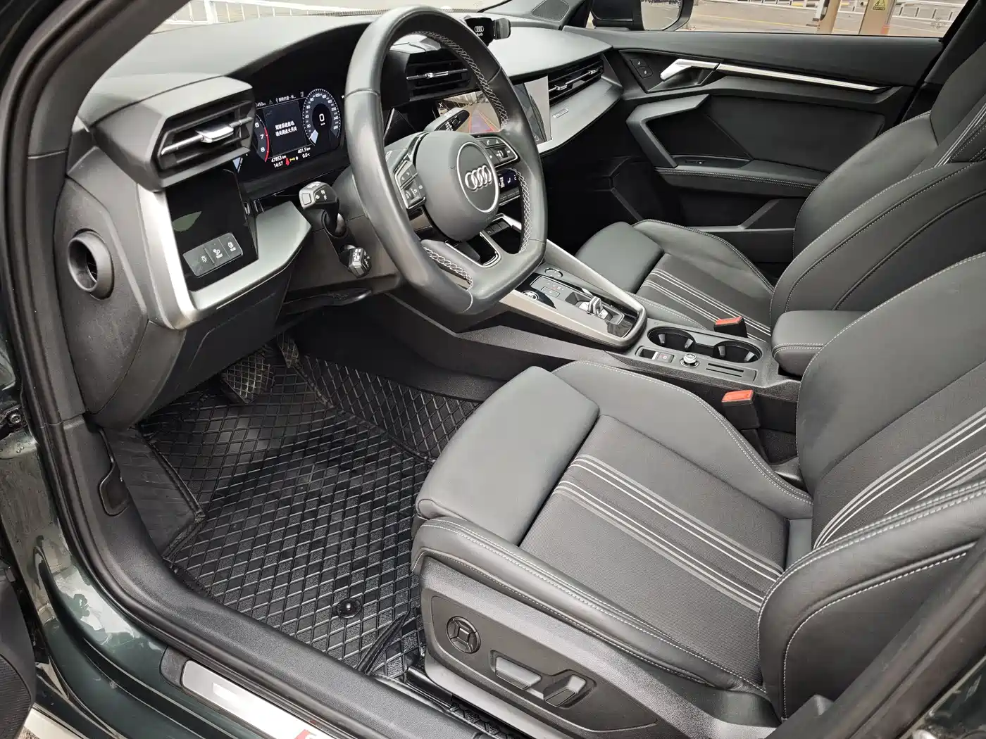 Audi A3 2024 Model A3L Limousine 35 TFSI Fashion Sport фото 3