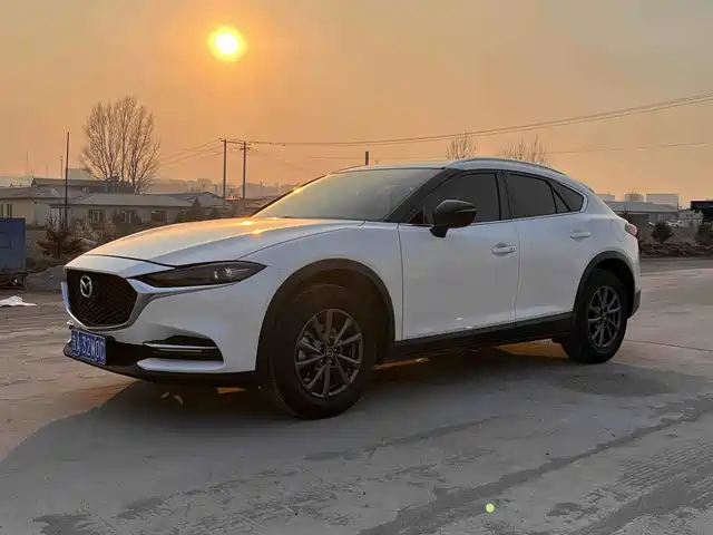MAZDA CX 4