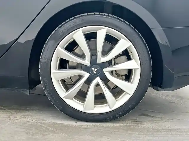 Tesla Model 3 2020 2020 Standard Range Rear-Wheel Drive Upgrade