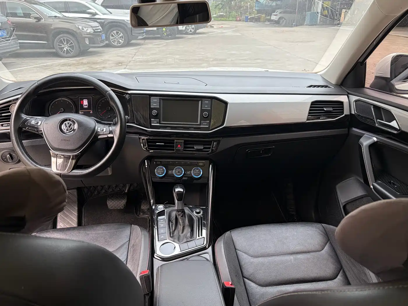 Volkswagen Tayron 2019 330TSI 2WD Luxury China VI фото 8