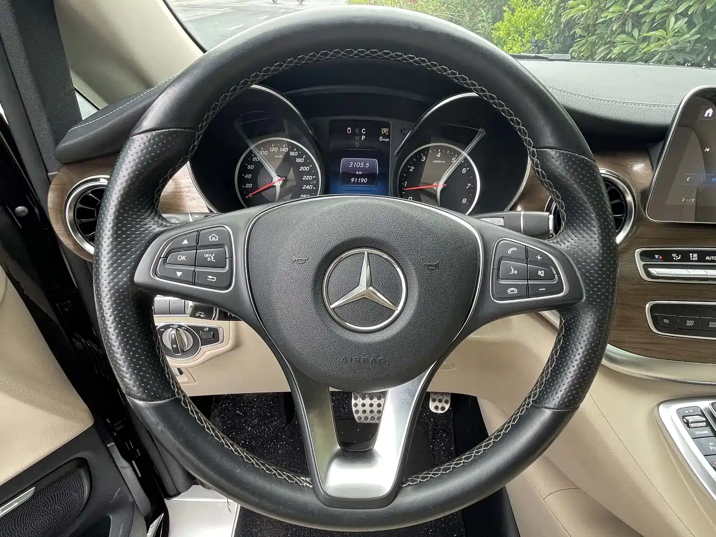 Mercedes-Benz V-Class 2021 V 260 L Long Wheelbase Luxury Edition фото 8