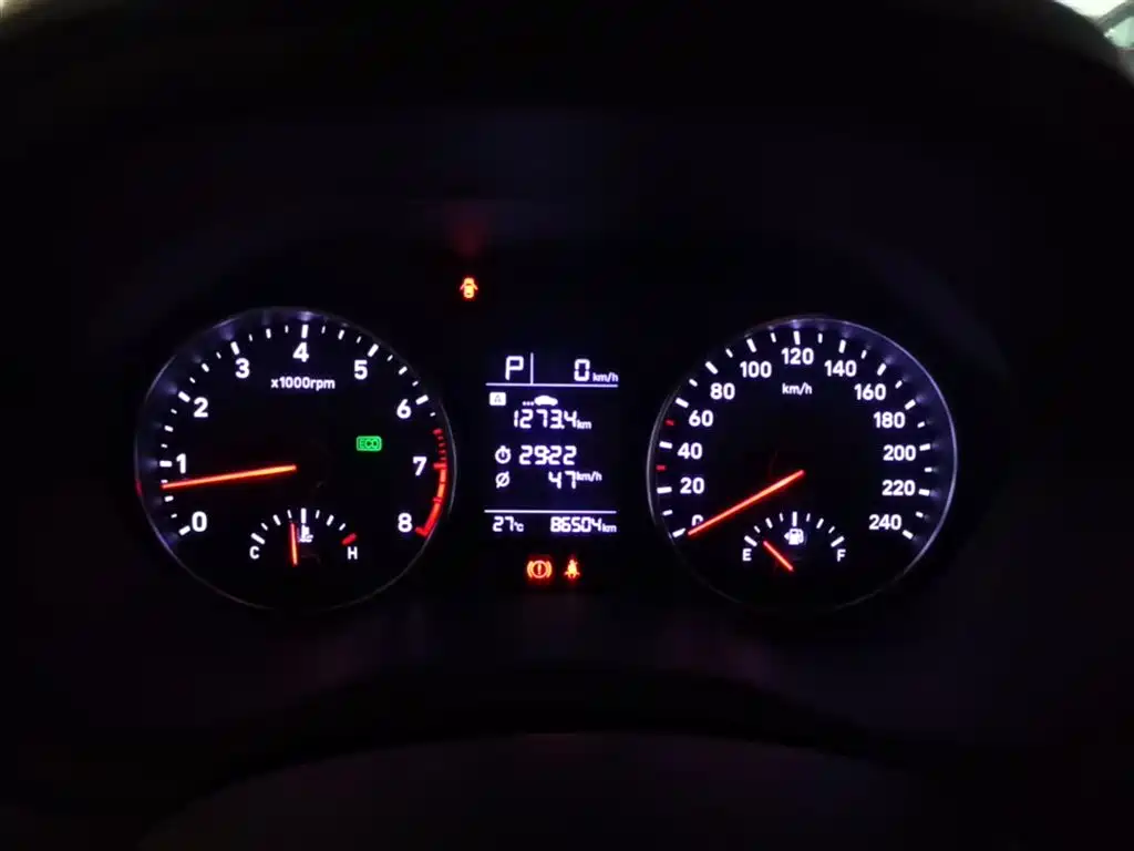 Hyundai Elantra 2018 1.6L Auto Joy GL (China V) фото 12