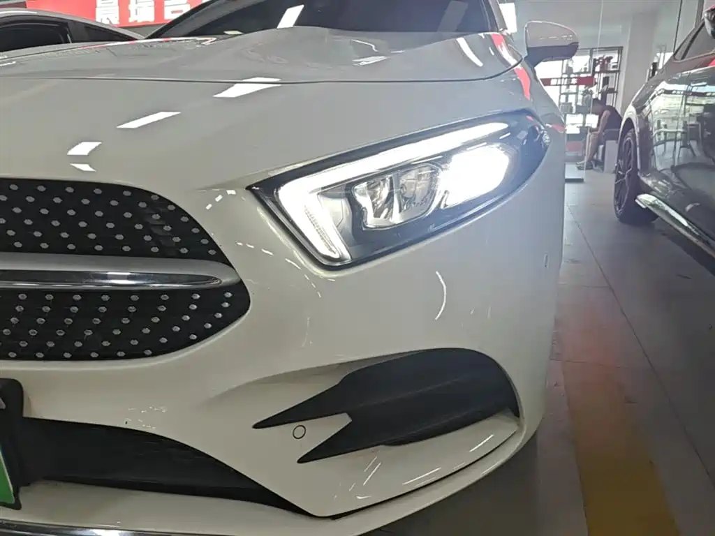 Mercedes-Benz A-Class 2020 A 200 L Sport Sedan фото 24