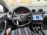 Photo 3 - Volkswagen Jetta