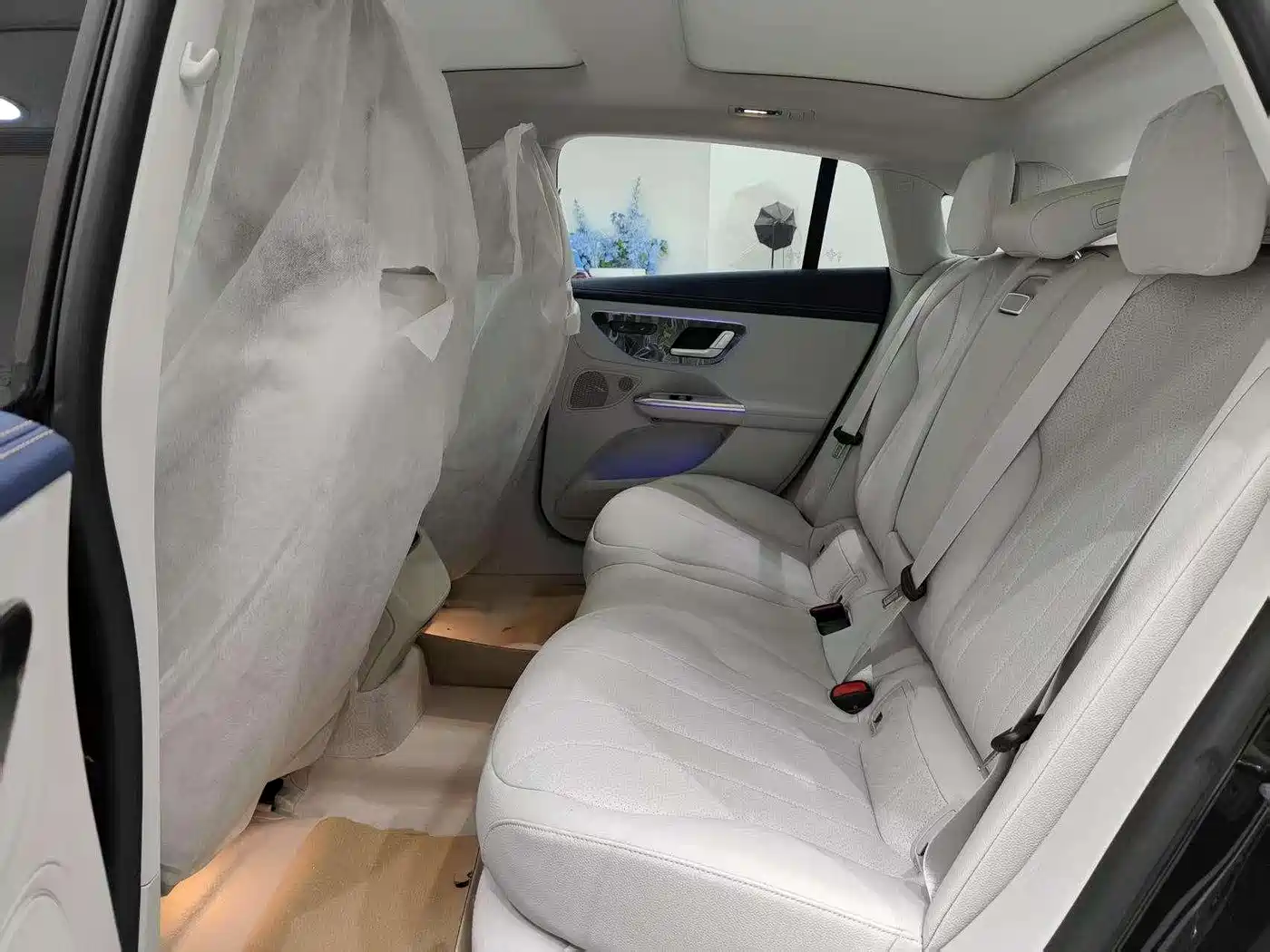 Mercedes-Benz EQE 2025 500 4MATIC Pioneer фото 6