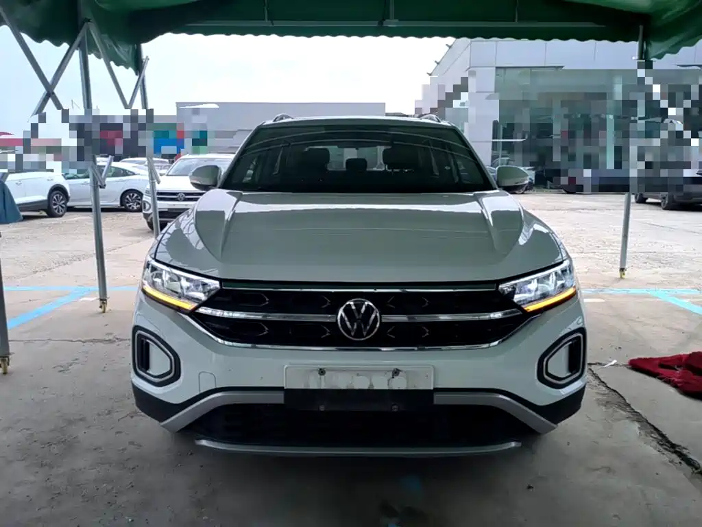 Volkswagen T-Roc, миниатюра 3
