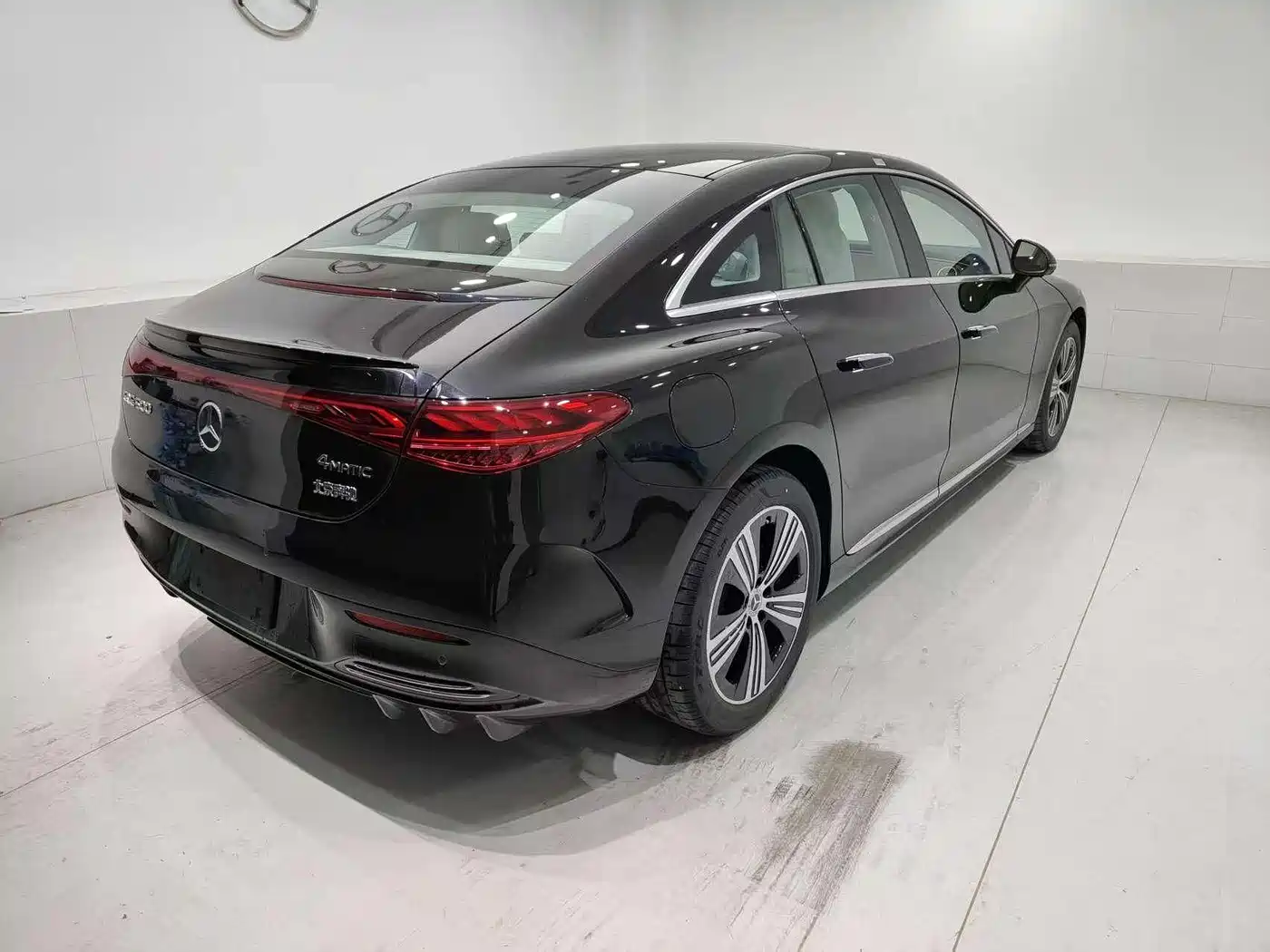 Mercedes-Benz EQE 2025 500 4MATIC Pioneer фото 4