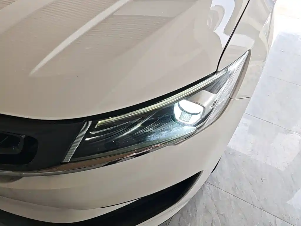 Geely Jiaji 2019 2019 1.5TD MHEV DCT Premium Edition