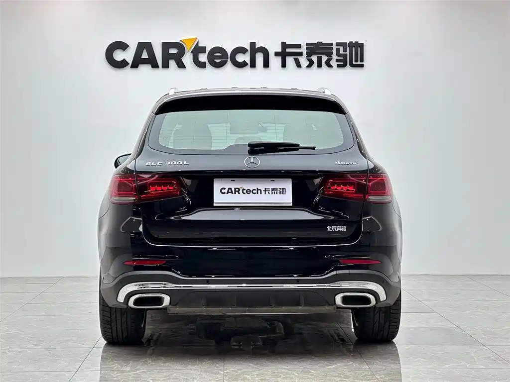 Mercedes-Benz GLC 2020 GLC 300 L 4MATIC Luxury фото 4