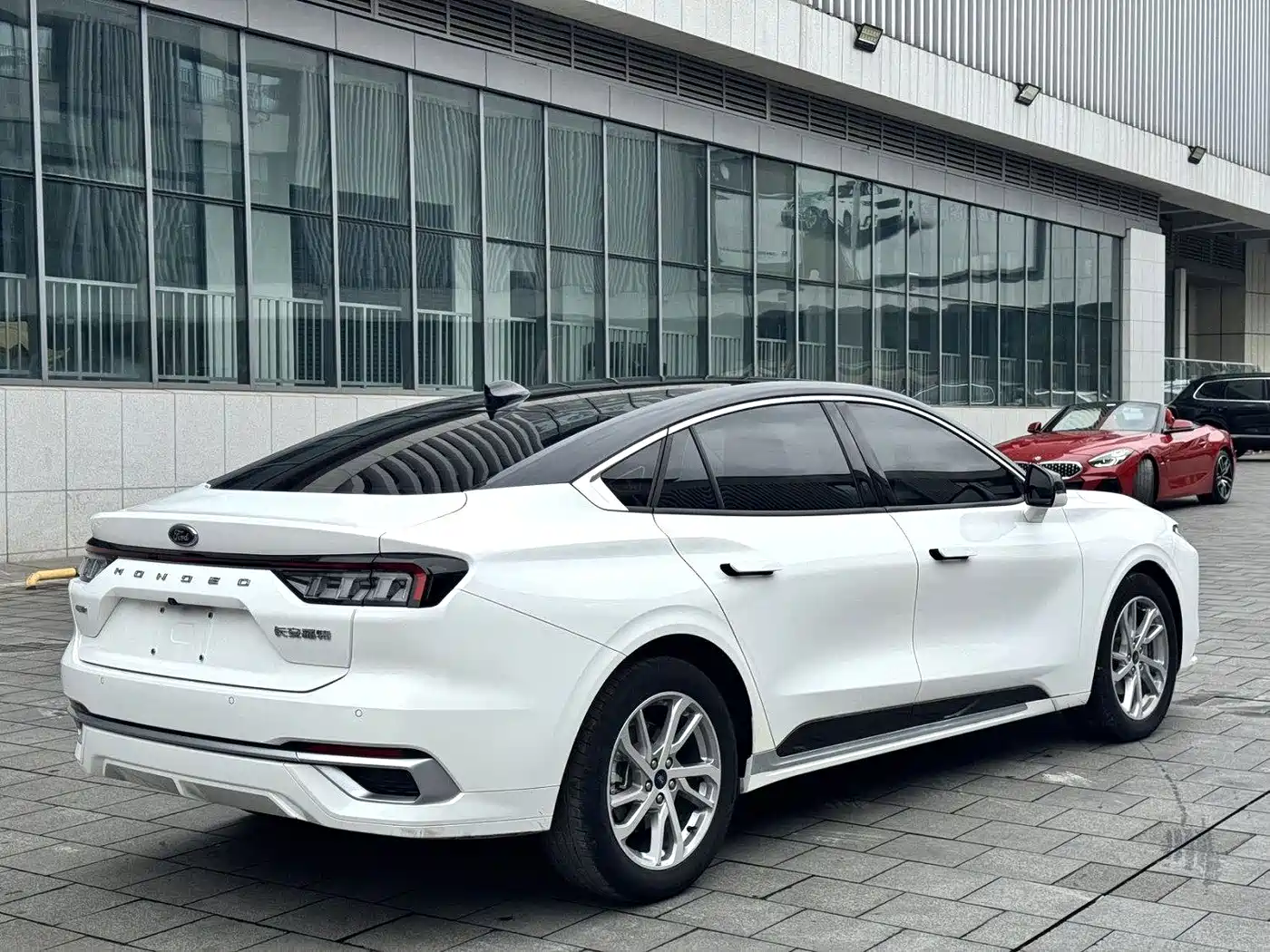 FORD MONDEO