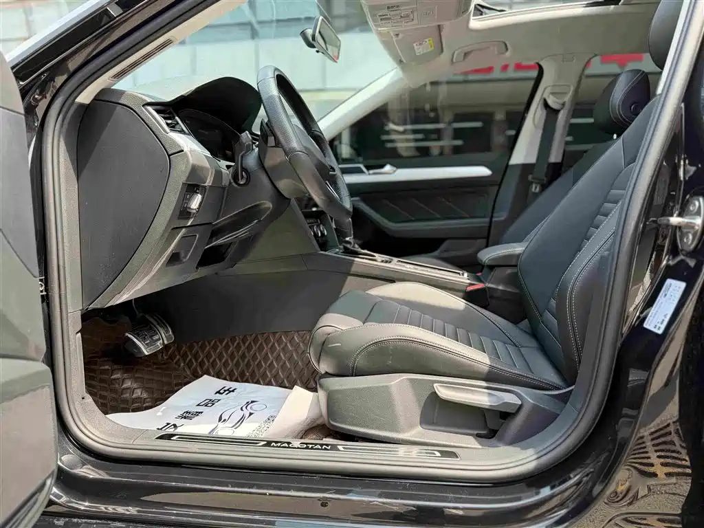 Volkswagen Magotan 2024 2023 2 Million Units Commemorative Edition 280TSI DSG Comfort