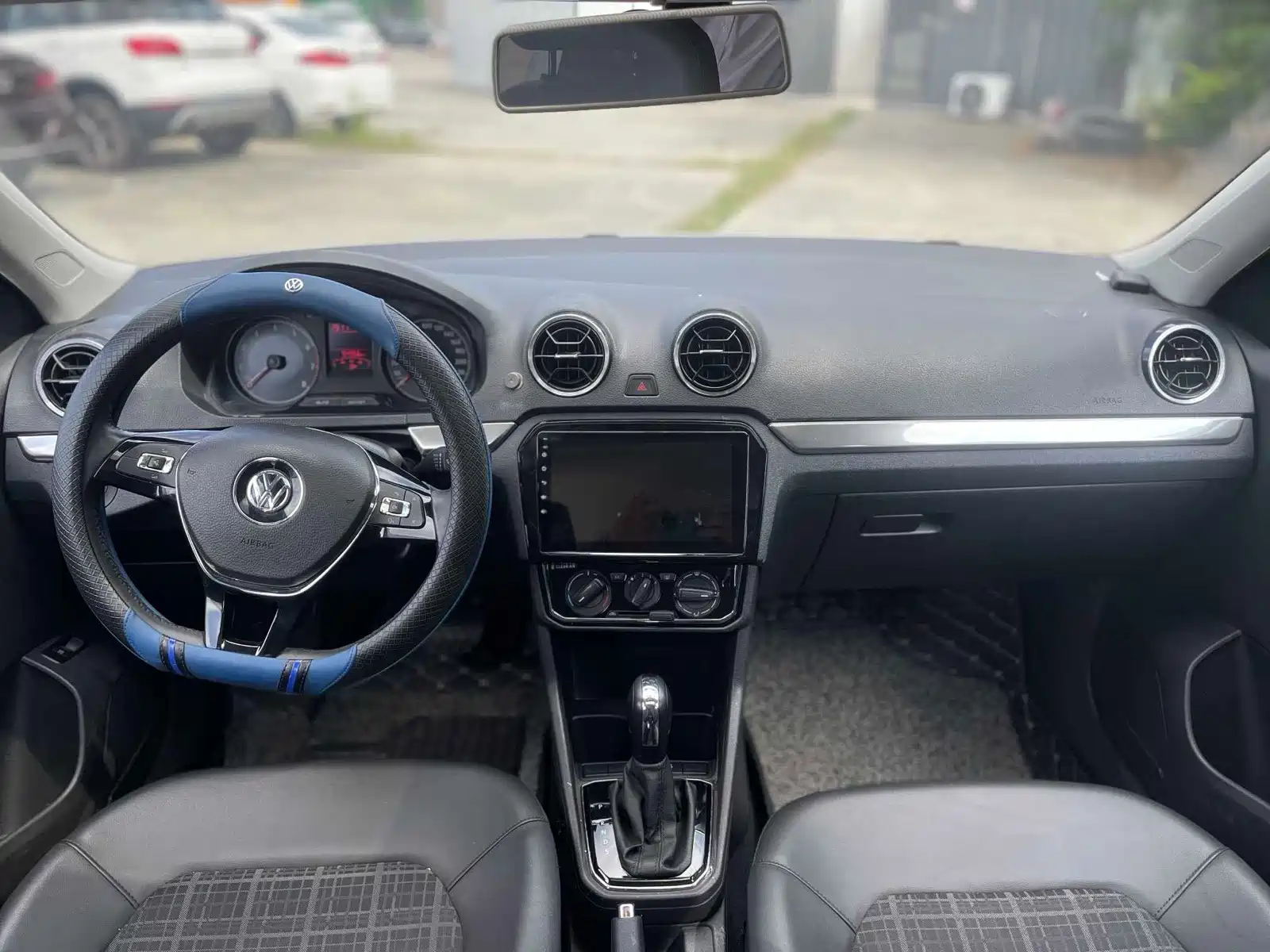 Фото 7 - Volkswagen Jetta