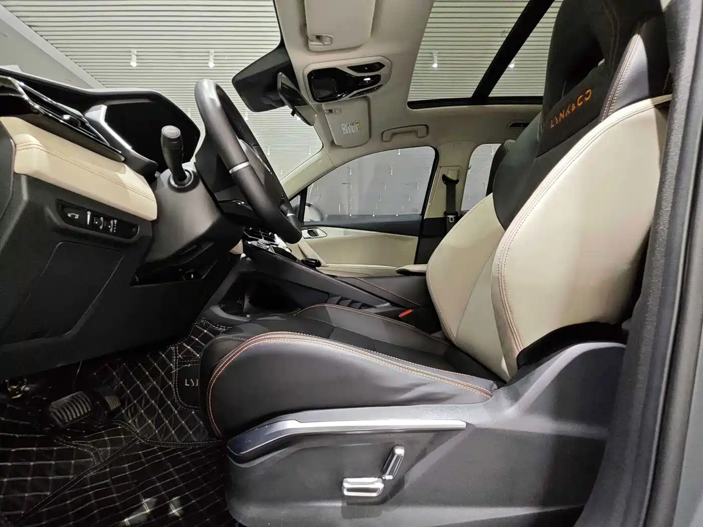 Lynk & Co 06 EM-P 2022 2022 PHEV 84KM Range Pro