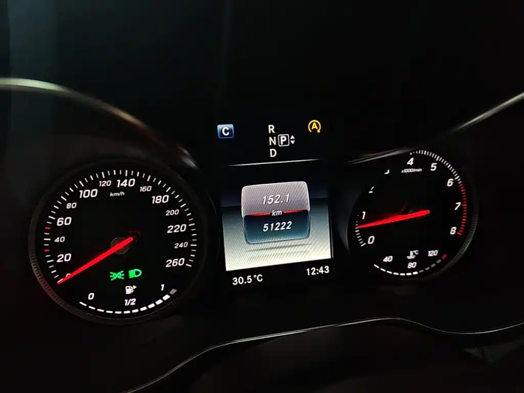 Mercedes-Benz C-Class 2015 C 200 L Sport фото 12