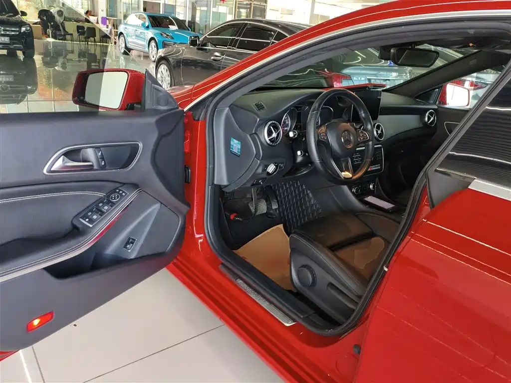 Mercedes-Benz CLA (Import) 2019 CLA 200 Sport фото 12