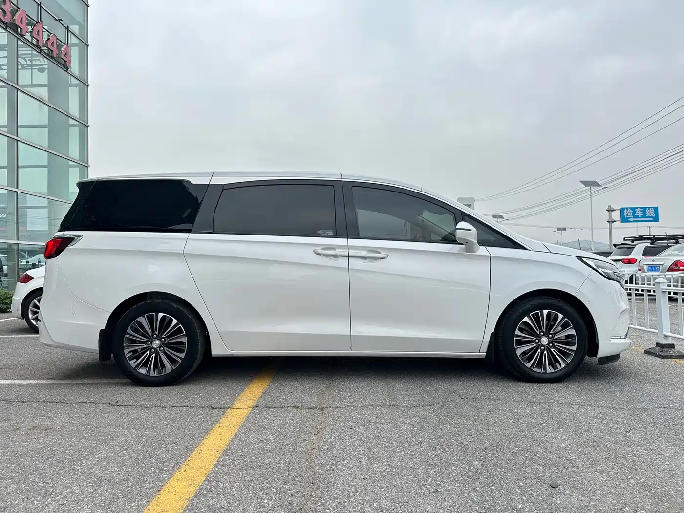 BUICK GL8