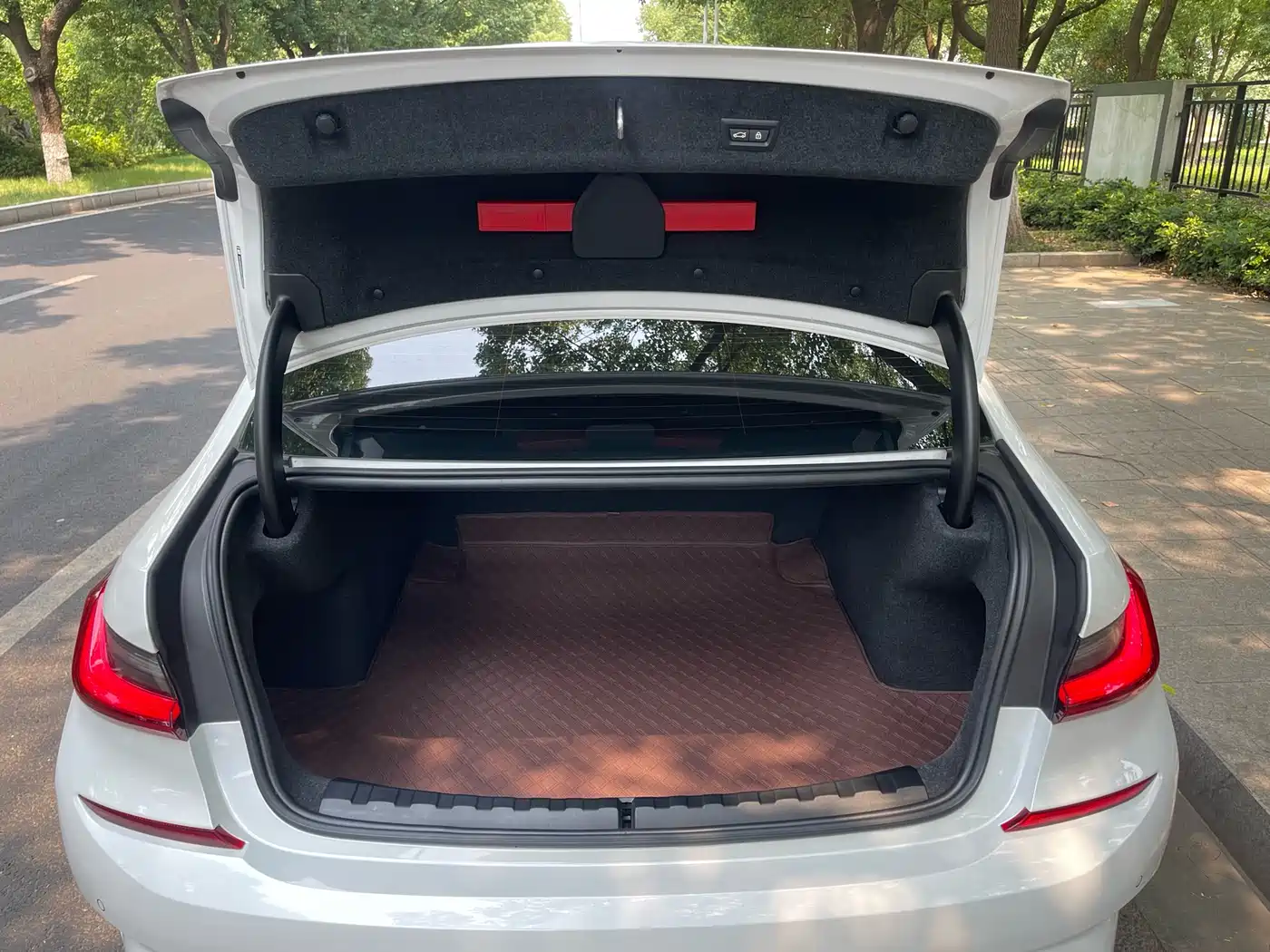 BMW 3 Series 2020 Facelift 325Li M Sport Package фото 17