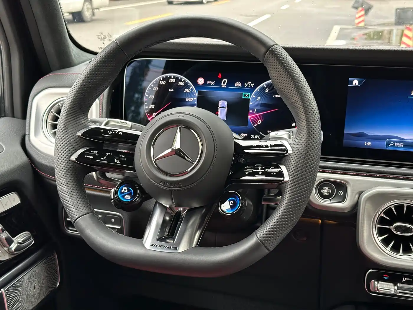 Mercedes-Benz G-Class AMG 2025 AMG G 63 фото 16