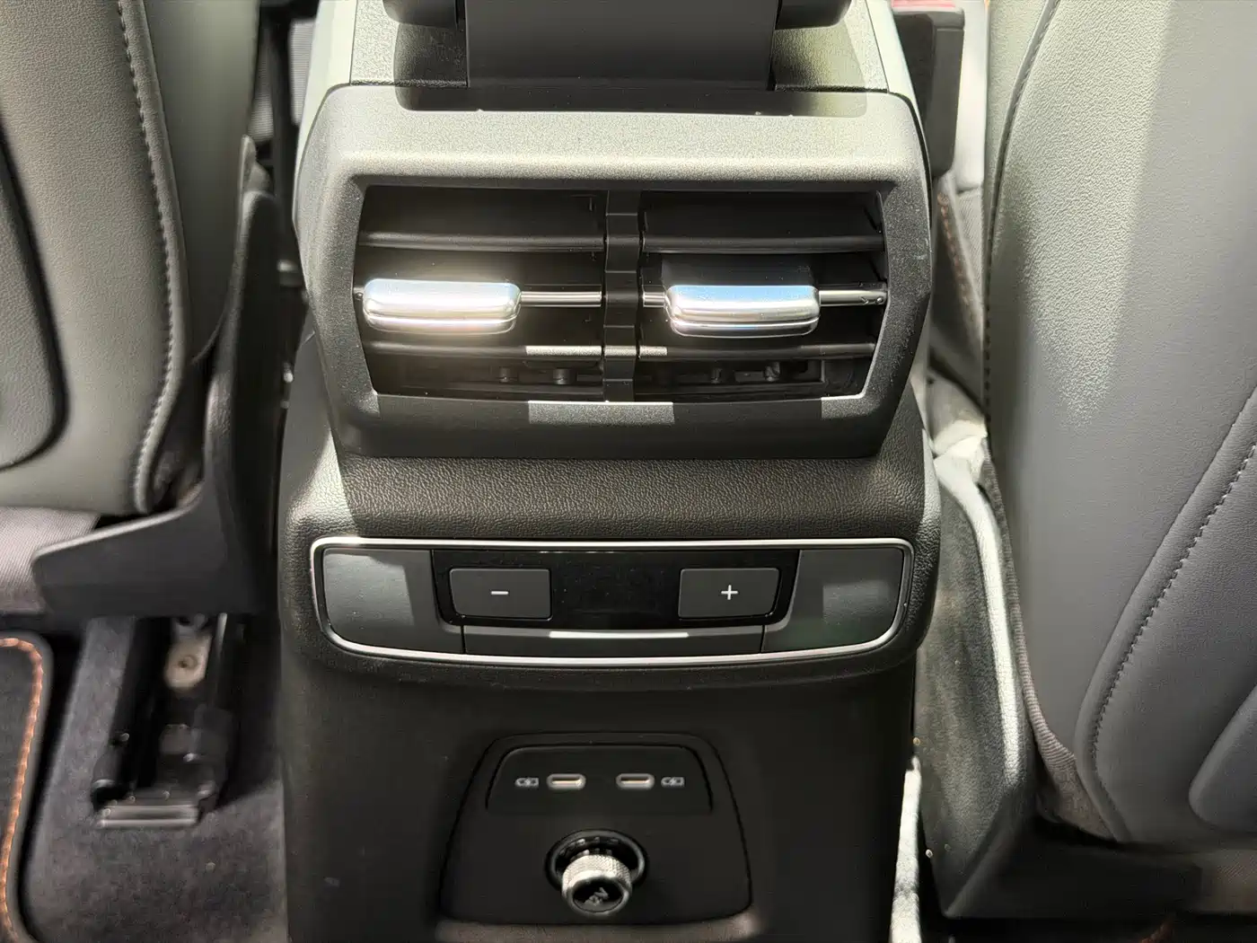 Audi Q4 e-tron 2024 40 e-tron Pioneer Edition фото 11