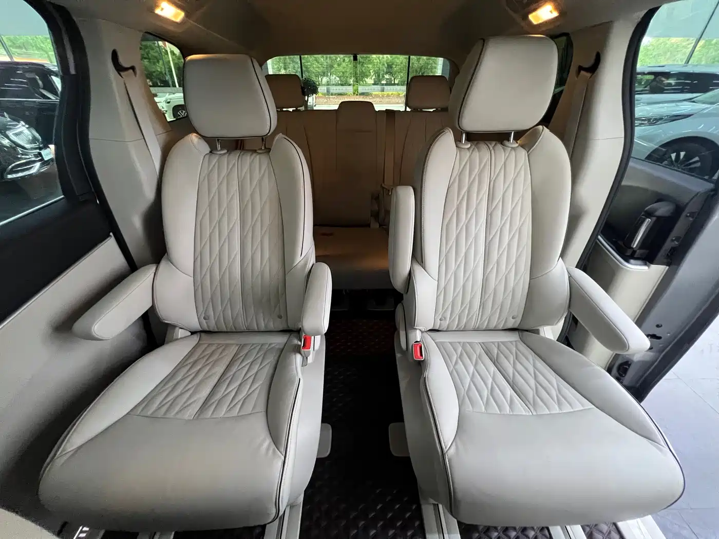 Buick GL8 2021 Land Business Class 652T Smart Premium фото 18