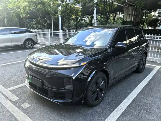 Li Auto L8 Pro
