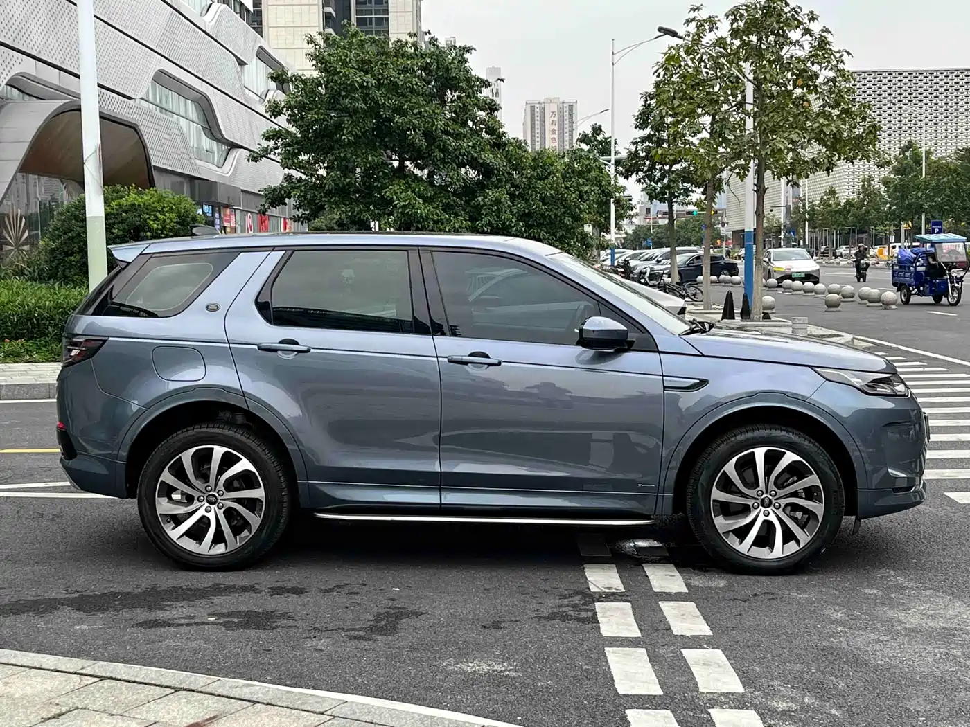 Land Rover Discovery Sport 2021 249PS R-Dynamic S Performance Edition фото 33