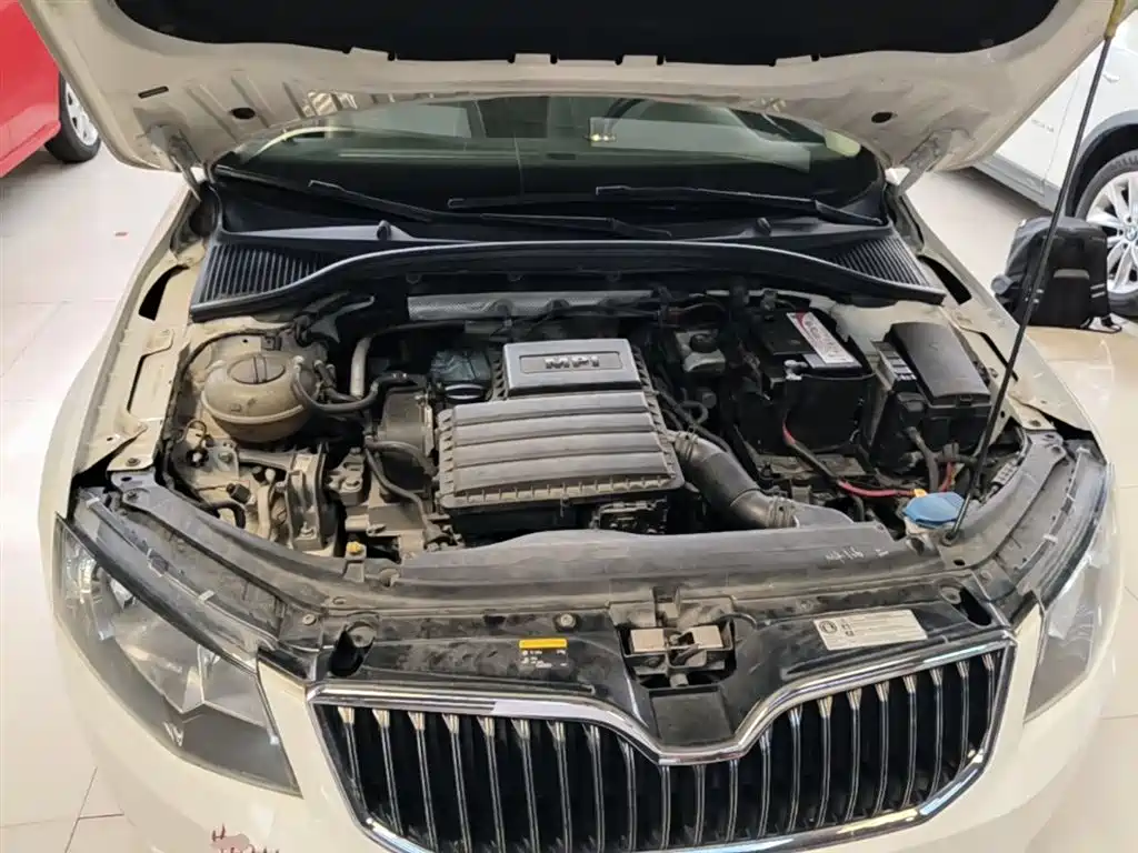 Škoda Octavia 2015 1.6L Automatic逸俊版 фото 20