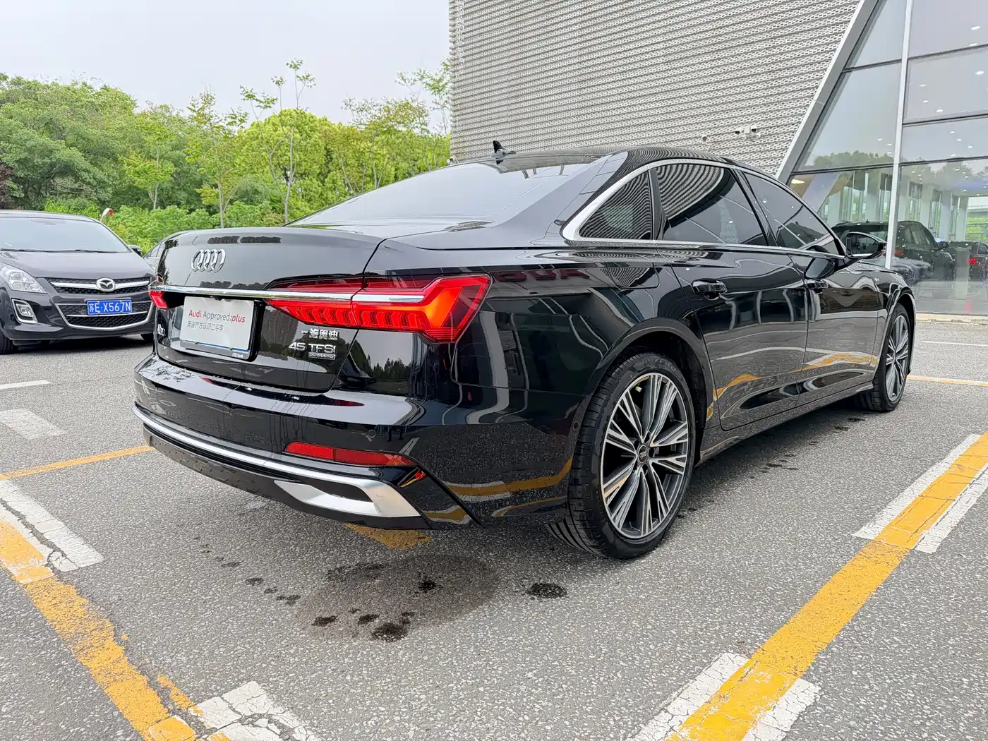 Audi A6L 2025 45 TFSI quattro Premium Sport фото 13