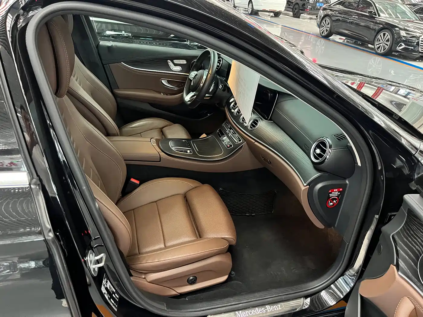 Mercedes-Benz E-Class 2019 E 260 L Sport фото 7