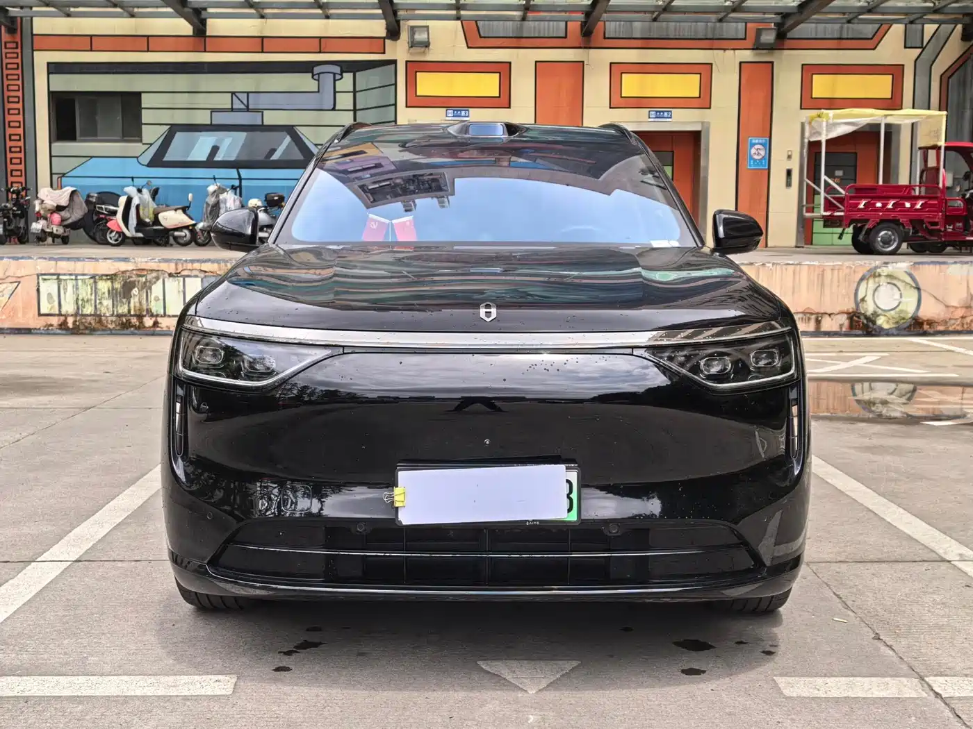 AITO Wenjie AITO M8 2025 Model Extended Range Max+ Edition 53.4kWh 6-Seater фото 2