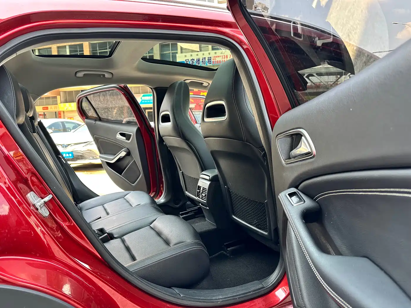 Mercedes-Benz GLA 2018 GLA 200 Fashion фото 10