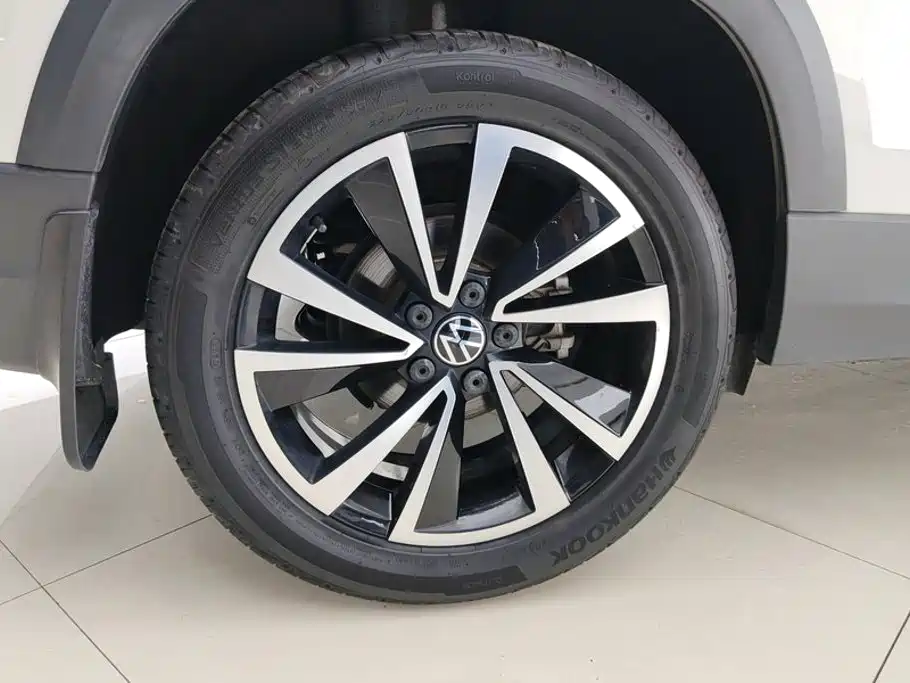 Volkswagen Tharu, миниатюра 6