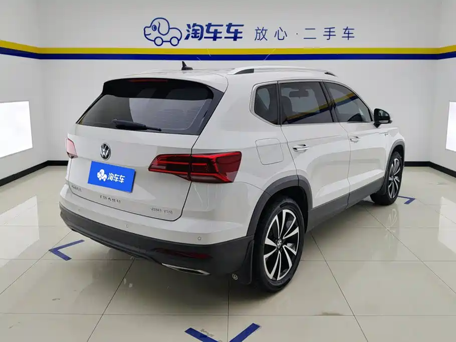 Фото 3 - Volkswagen Tharu