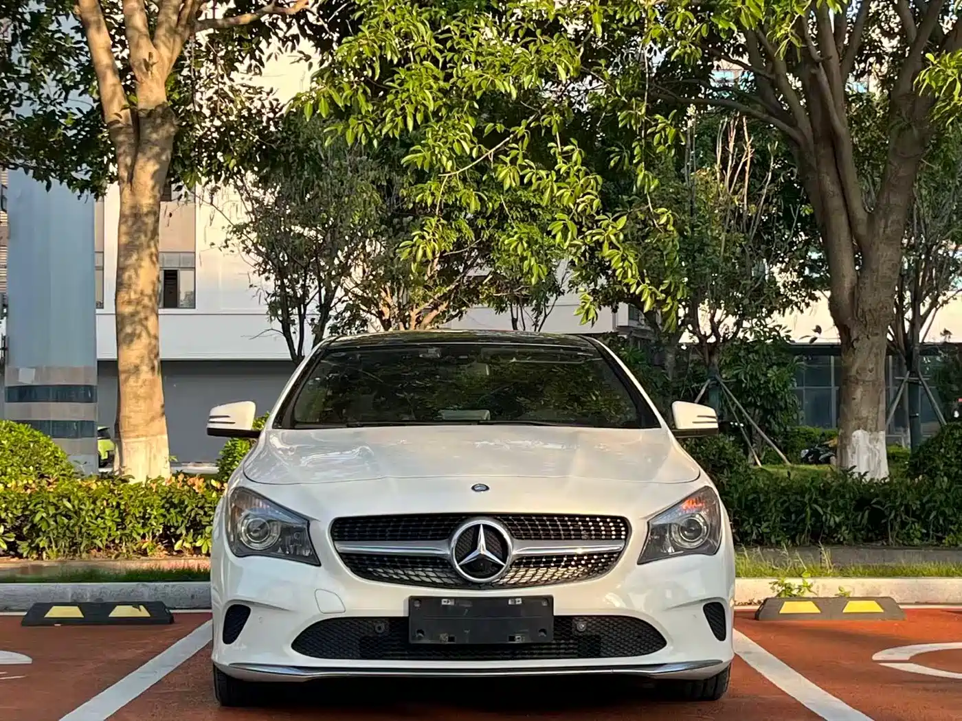 Mercedes-Benz CLA (Import) 2016 CLA 200 Sport фото 2