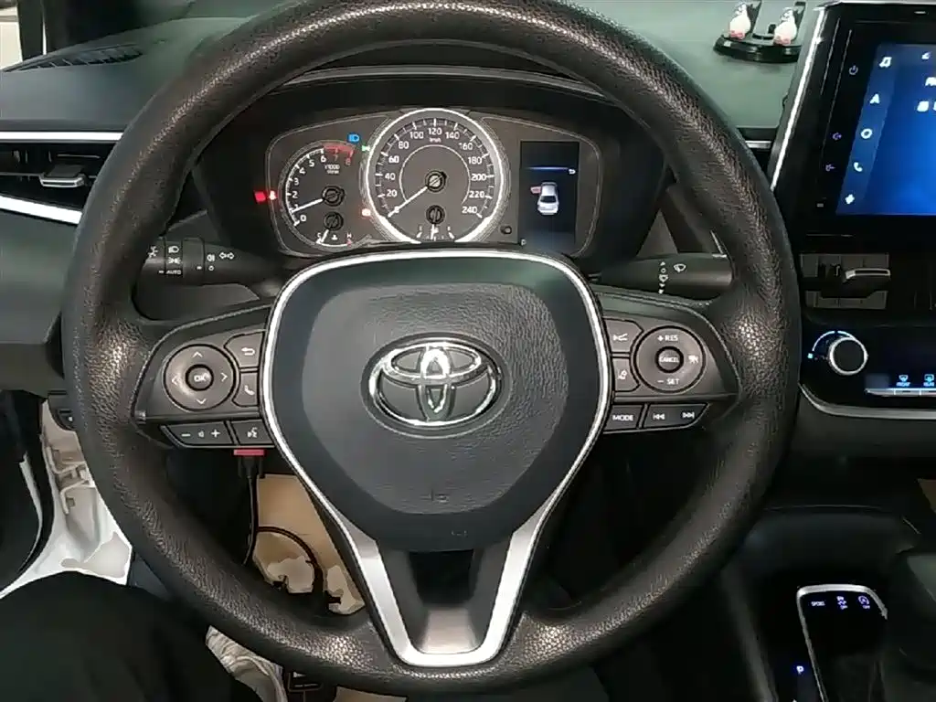 Toyota Levin 2022 185T CVT Luxury Edition фото 11
