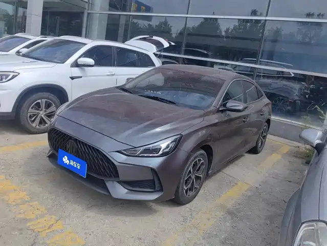 MG 5 Рестайлинг, 180DVVT CVT, Молодёжный Люкс