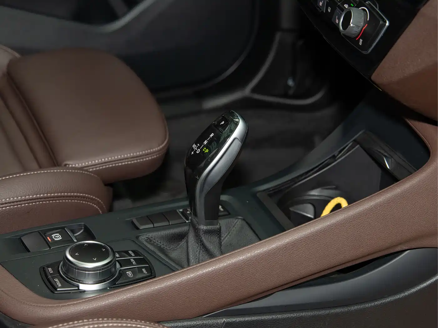 BMW X1 2022 sDrive20Li Fashion фото 17