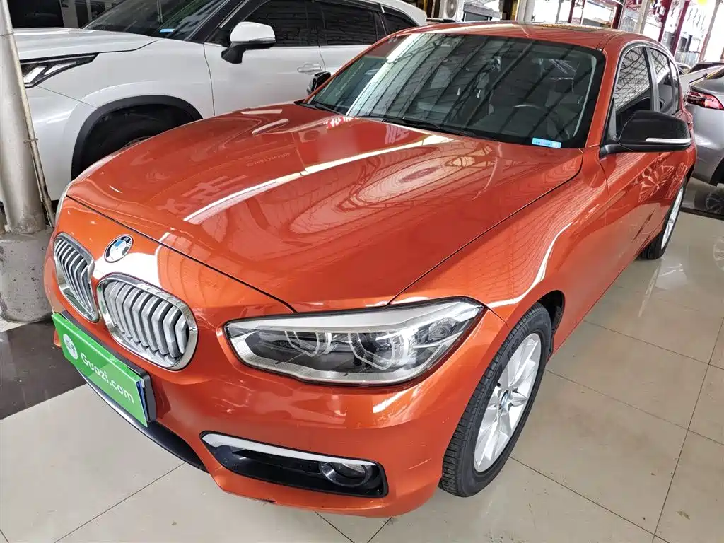 BMW 1 Series (Import) 2015 118i Urban Design Package фото 2