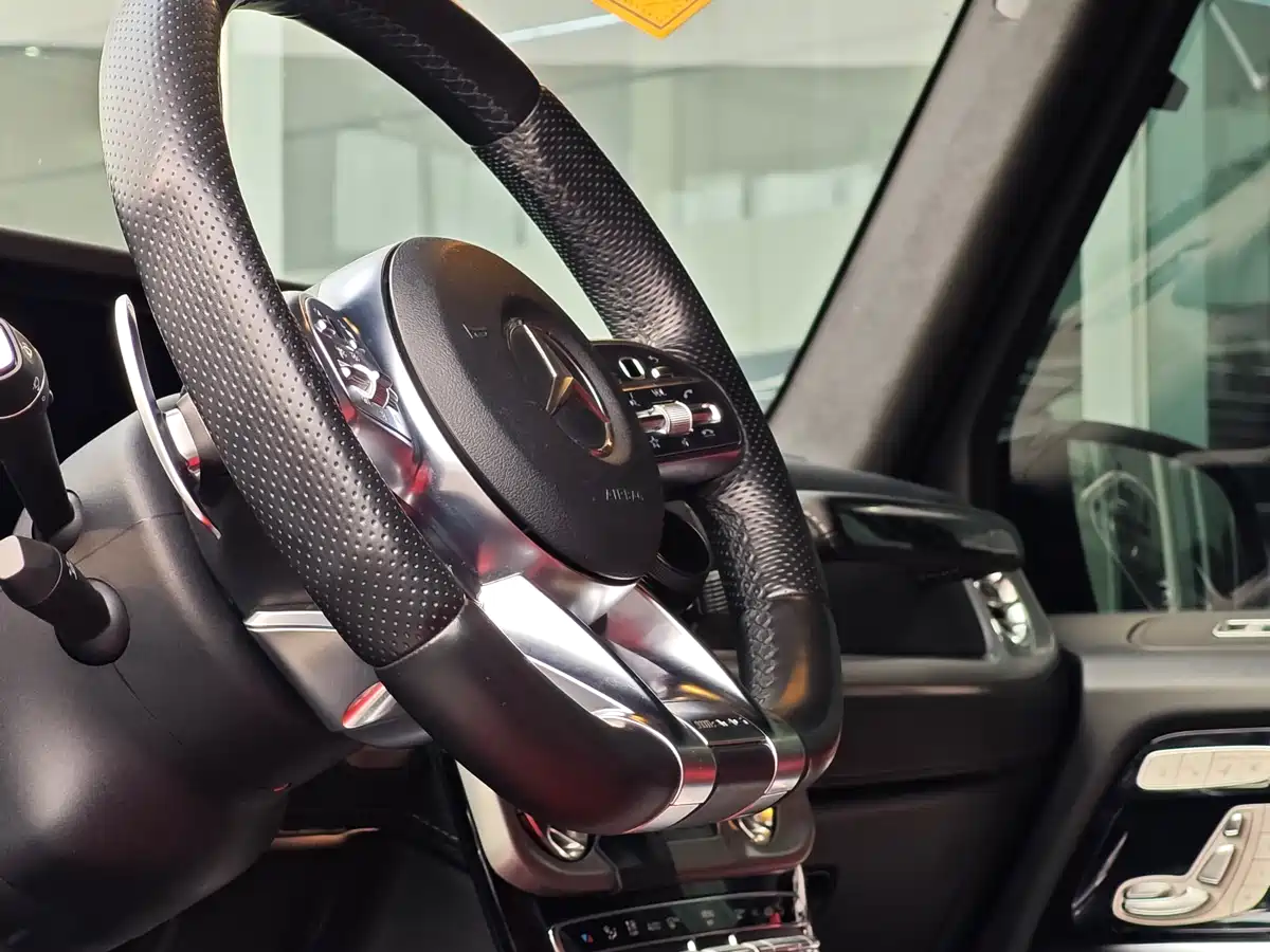 Mercedes-Benz G-Class AMG 2022 AMG G 63 фото 9