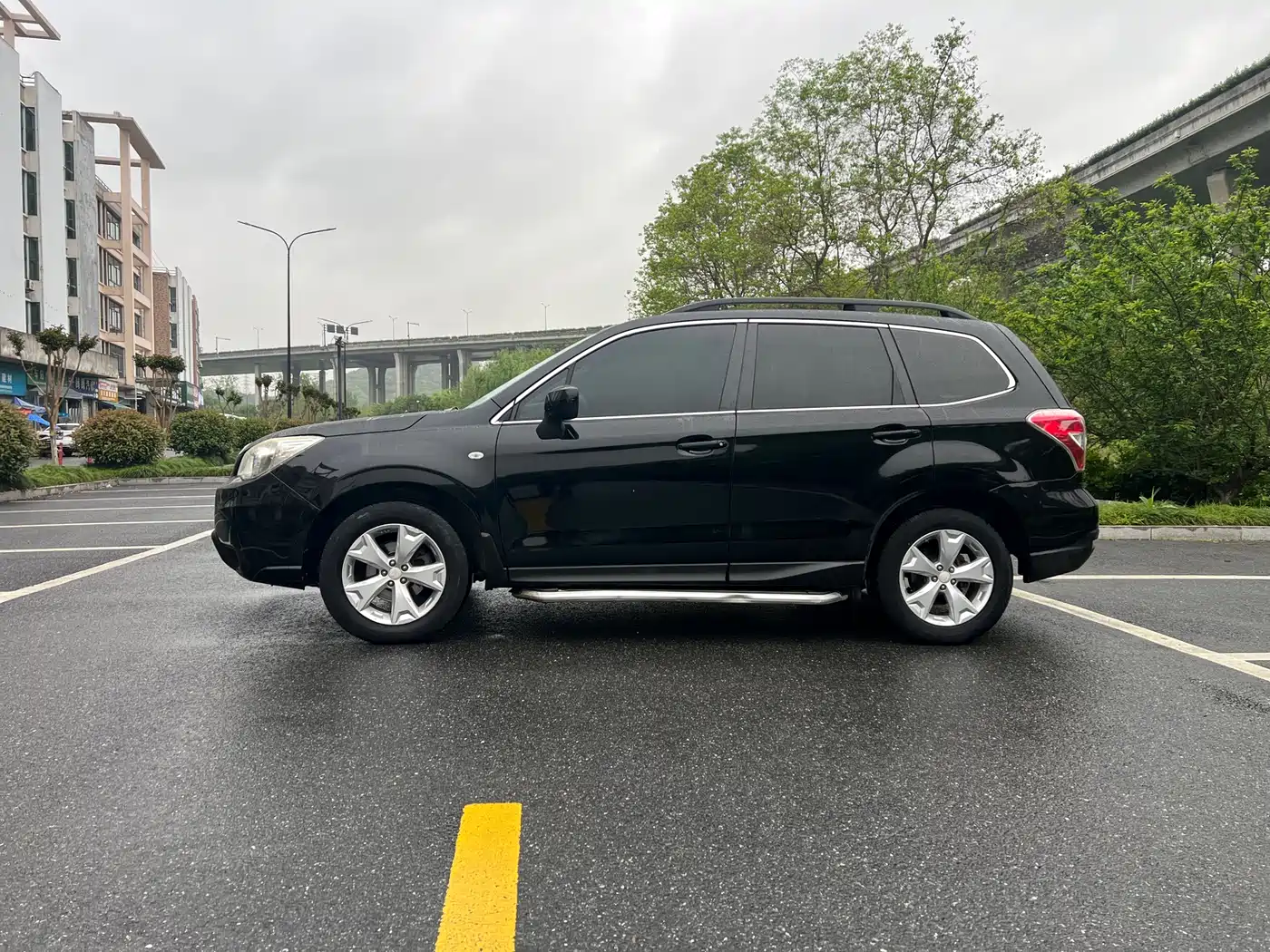 Subaru Forester 2013 2.5i Automatic Elite Edition фото 4