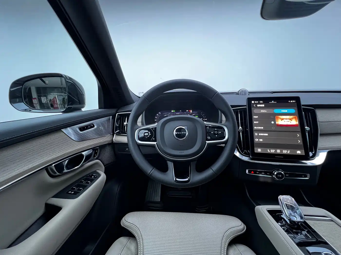 Volvo XC90 Plug-in Hybrid 2025 2025 Facelift T8 Smart Premium Luxury 7-seater