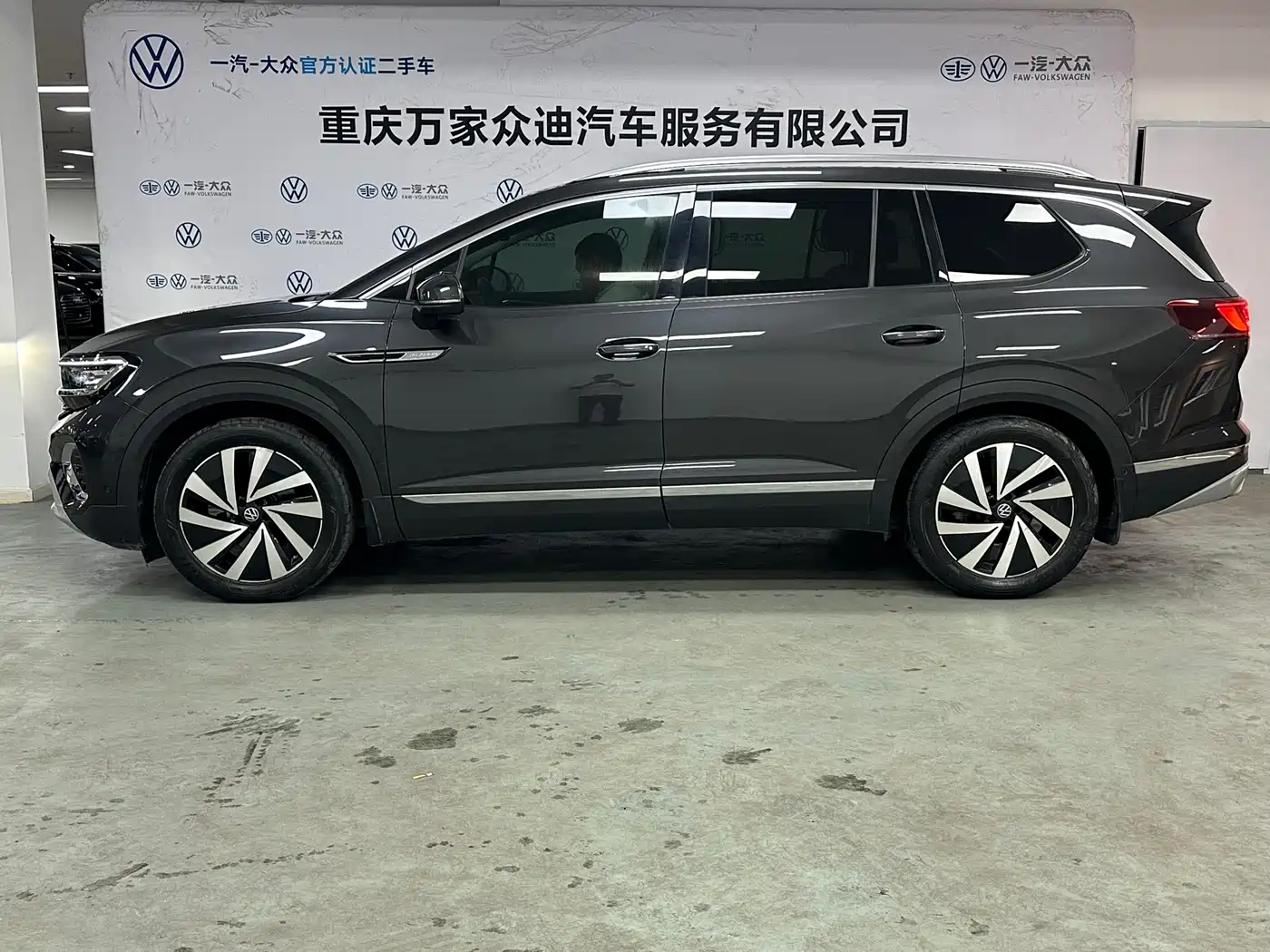 Volkswagen Talagon 2022 380TSI 4WD Luxury Premium Pro Edition 6-seater фото 5
